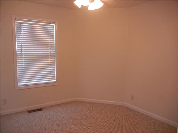 5th image of 3746 Hannah Elizabeth Ct
