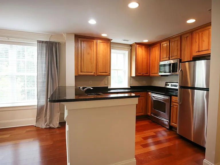 720 S Shelmore Blvd #200 — Photo 6