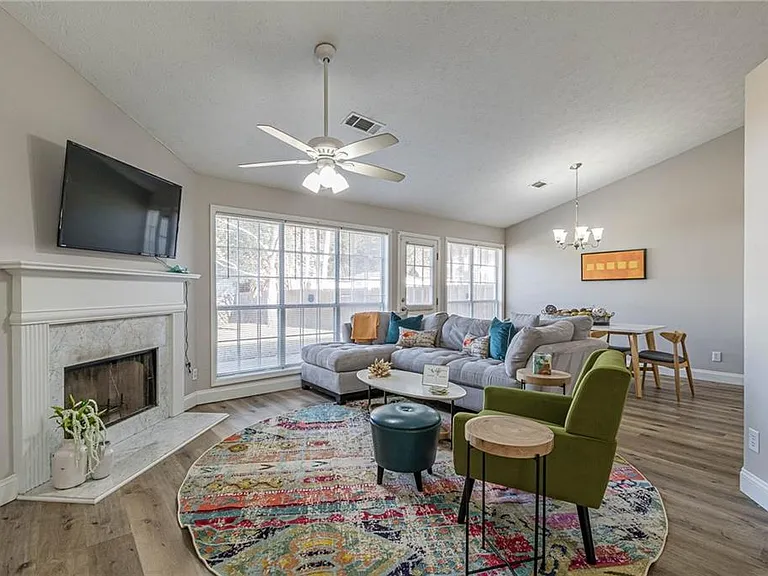 3195 Jorden Crest Ct — Photo 10