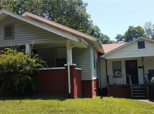 219 7th St SE, Hickory, NC 28602