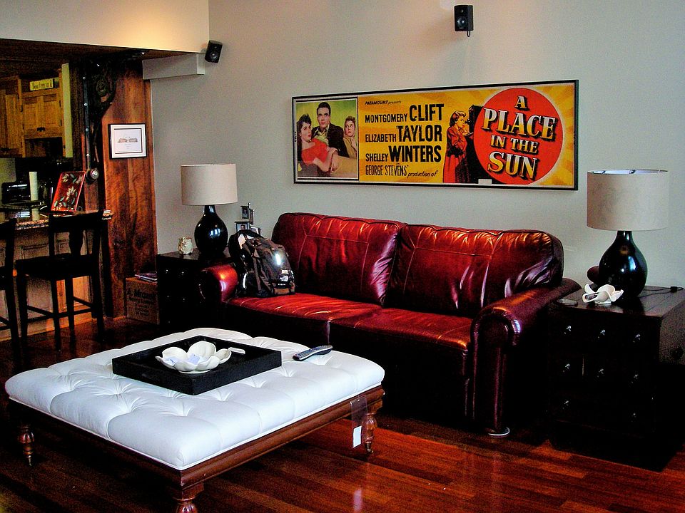 1st image of 1107 S Peters St APT 214