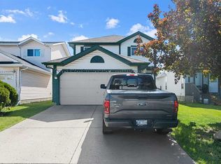 69 W Applemont Pl SE, Calgary, AB T2A 7S3