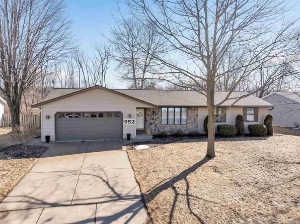 952 Southern Cross Rd, Green Bay, WI 54303