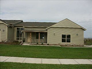 1st image of 15819 Hartman Ave
