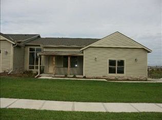 15819 Hartman Ave, Omaha, NE 68116