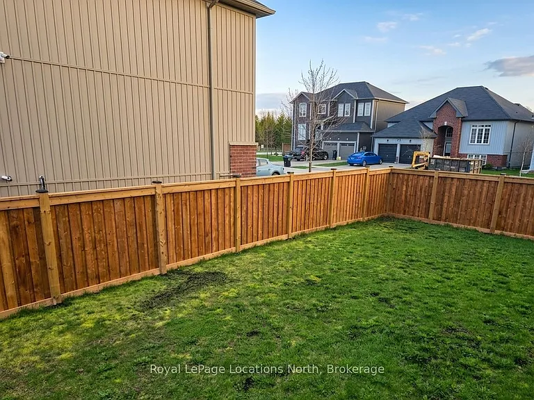 218 Roy Dr — Photo 31