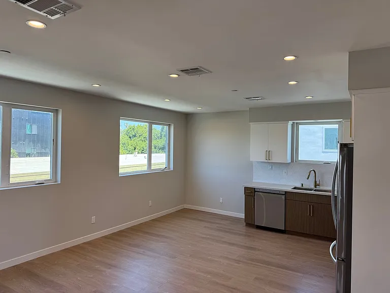 4820 S Slauson Ave #4822 — Photo 4