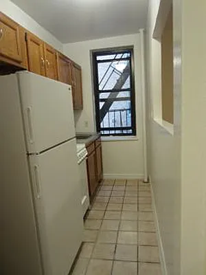 Rented by City Connections Realty | media 20