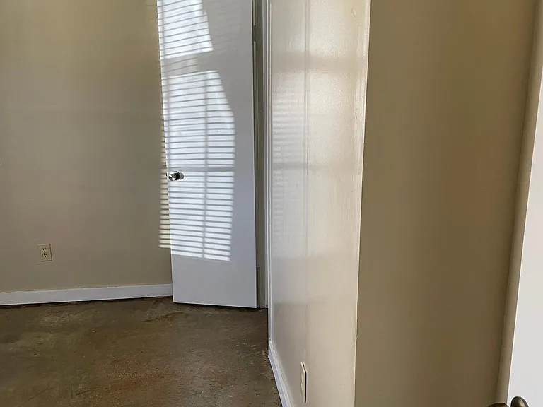 1816 Cincinnati Rd — Photo 19