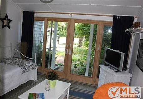 Unit 2 Sunroom.