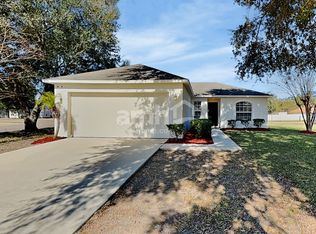 9423 Thorn Glen Rd, Jacksonville, FL 32208