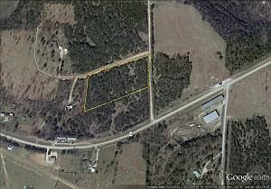 1st image of Campbell Dr E