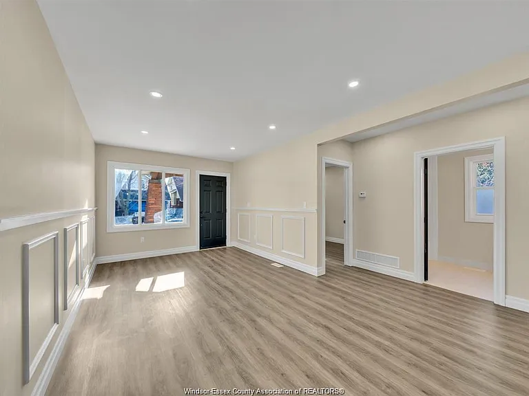 1568 York St — Photo 11