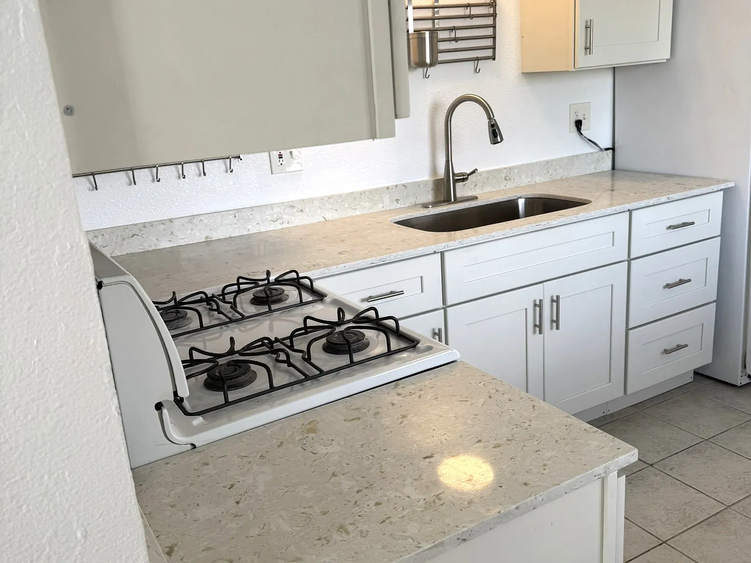 3213 Alta Monte Ave NE - 3 — Photo 3