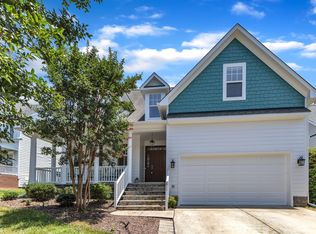 611 Gravel Brook Ct, Cary, NC 27519