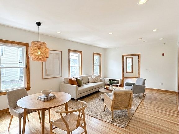 2nd image of 99 Pearl Ave #1