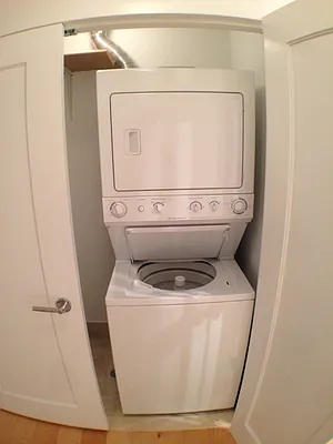 Rented by The Burkhardt Group | media 10