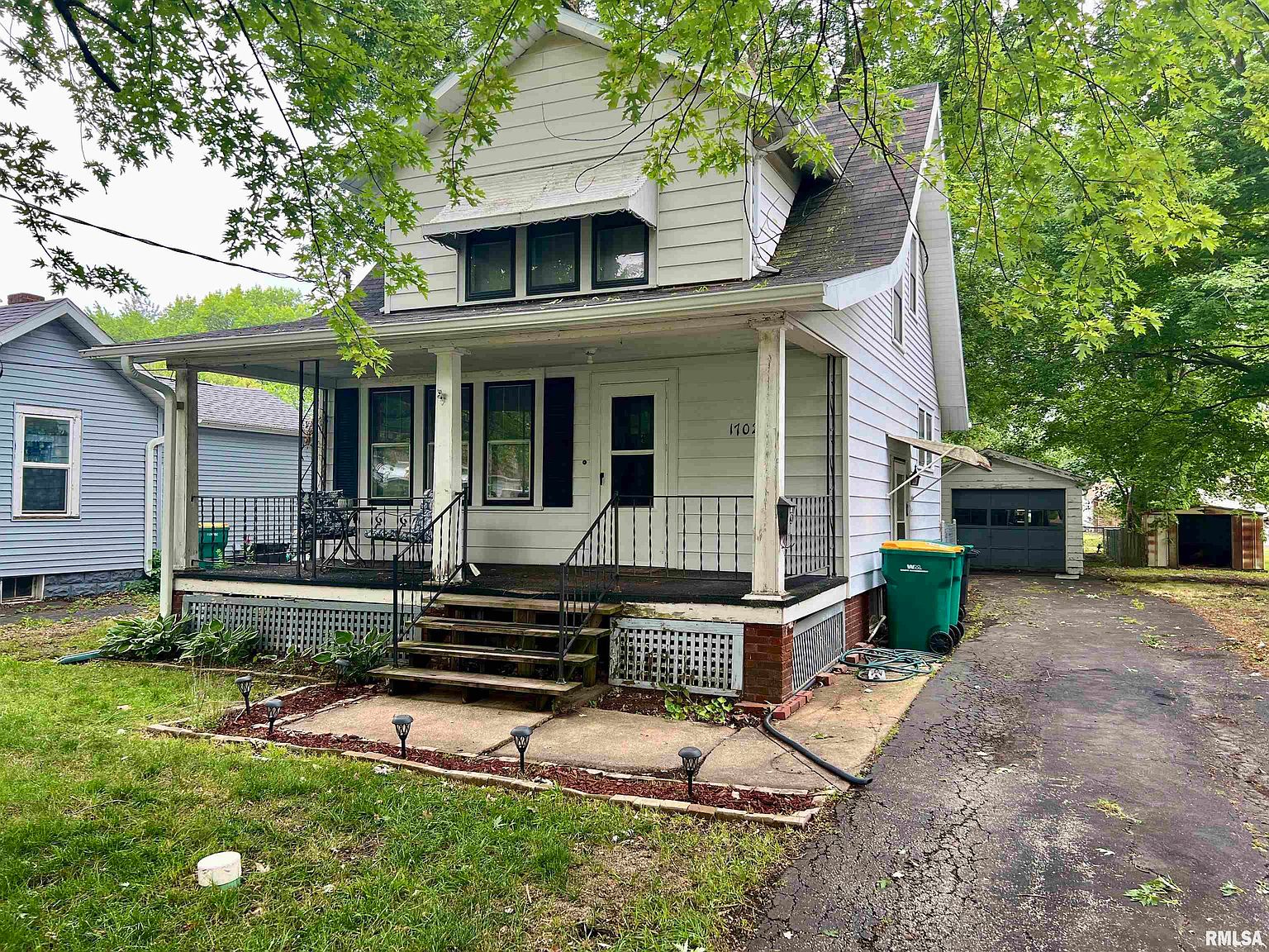 1702 Bateman St, Galesburg, IL 61401 Zillow