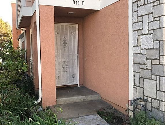 2nd image of 811 E Mabel Ave #B