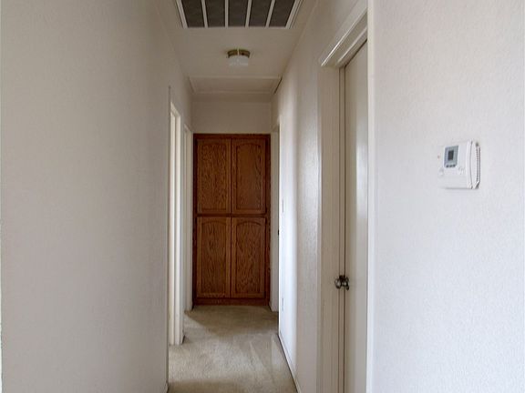5th image of 589 E Orchid St