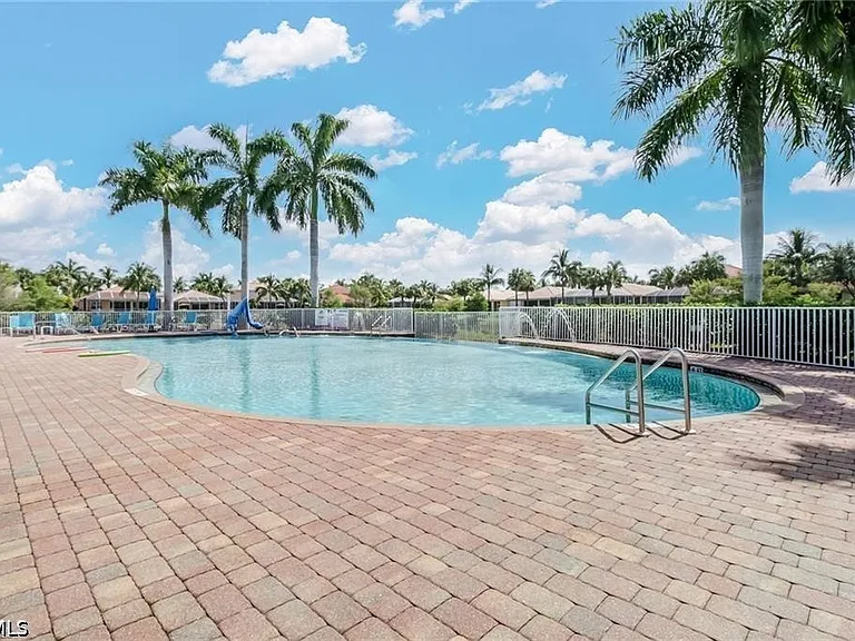 14214 Manchester Dr — Photo 39