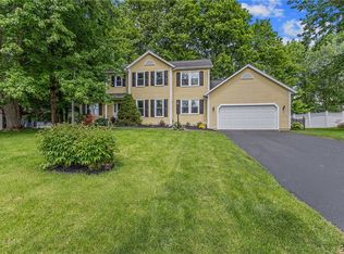 7614 Pico Ln, Baldwinsville, NY 13027