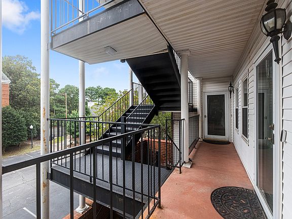 4th image of 107 Westover Ave #1-202