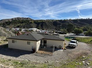 17559 Sierra Hwy, Santa Clarita, CA 91351