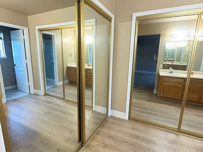 1786 Corsica Dr — Photo 12