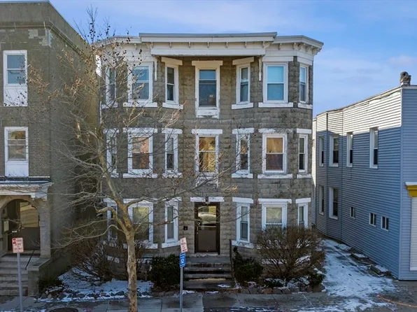 286 Washington St, Salem, MA 01970