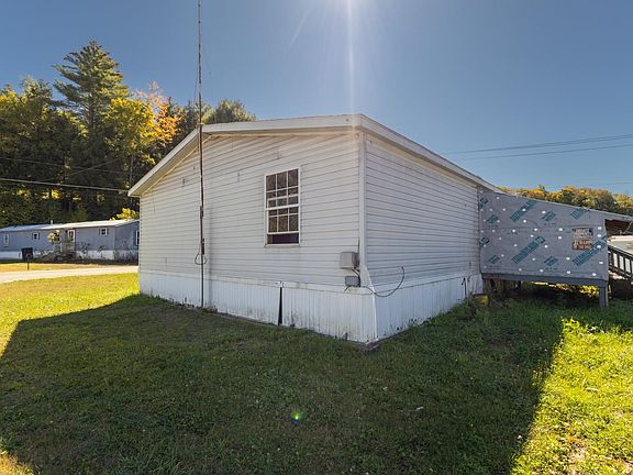 5th image of 183 Railroad Street