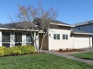 8637 SW Hamlet St, Tigard, OR 97224