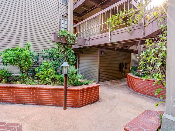 5th image of 248 W Loraine St Unit 103