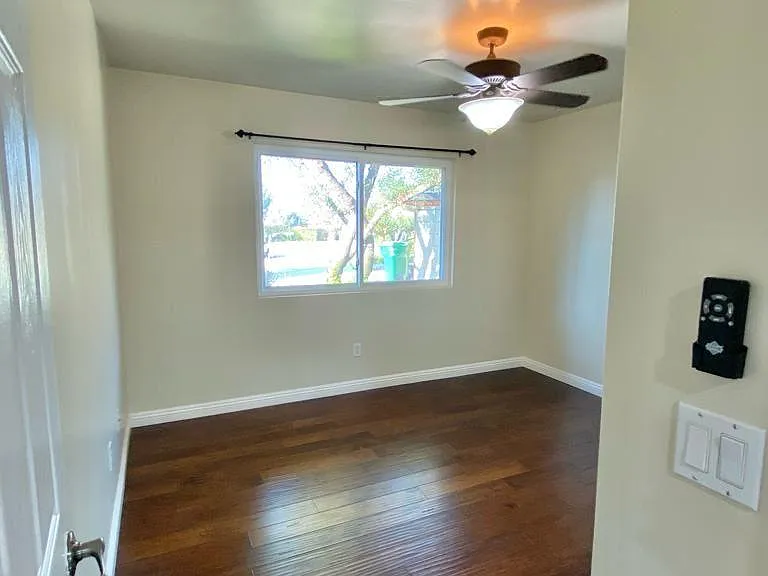 7100 Calene Ct — Photo 12