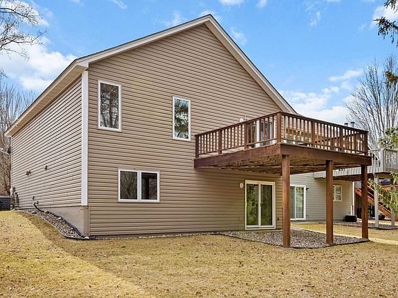5th image of 15560 Sussex Dr