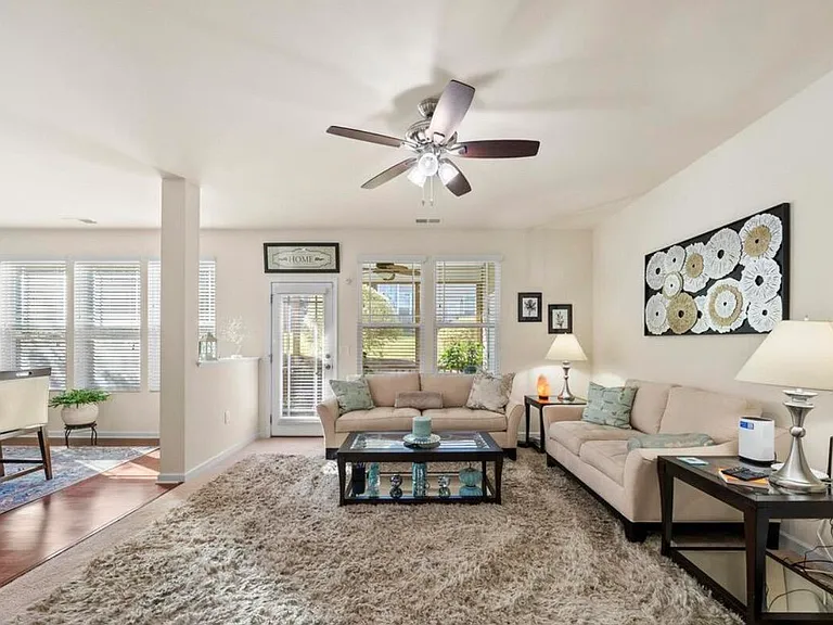 5550 Jessip St — Photo 8