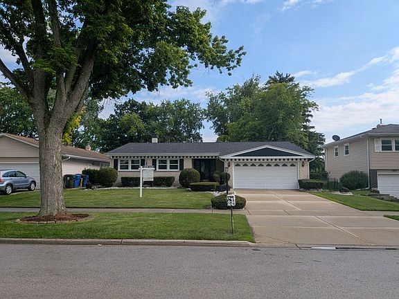 2nd image of 1825 E Sitka Ln