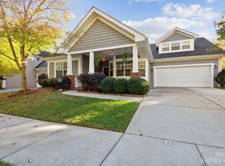 6508 Colonial Garden Dr, Huntersville, NC 28078
