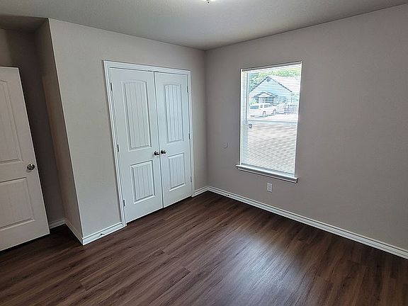 4th image of 3421 Avenue G
