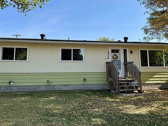 2nd image of 4928 52nd Ave