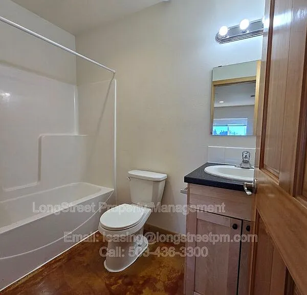 132 SW Avery Ave #103 — Photo 15