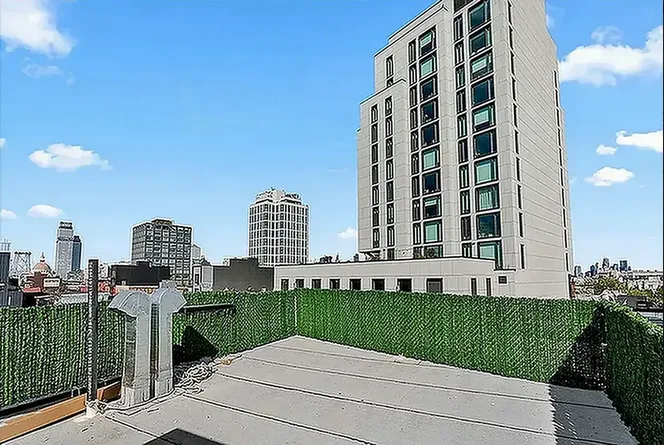 340 Broadway #7C in Williamsburg, Brooklyn | StreetEasy