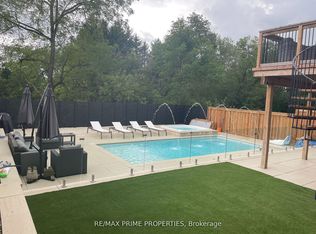 72 Ridge Gate Cres, East Gwillimbury, ON L0G 1M0