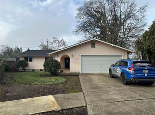 1024 Martha Ct, Eugene, OR 97401
