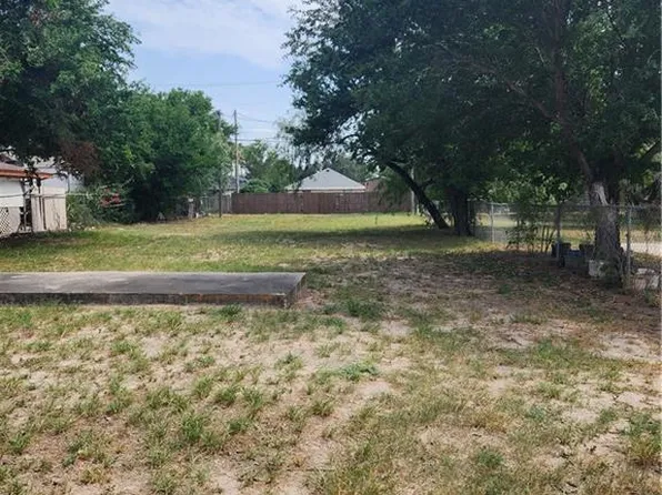 704 W Cano St, Edinburg, TX 78539