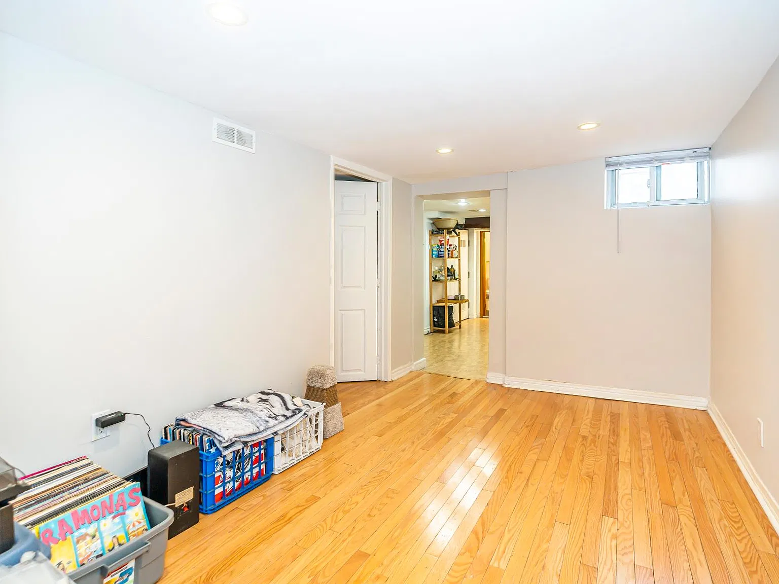 2 bed, 800 sqft, $1,895 — Photo 4
