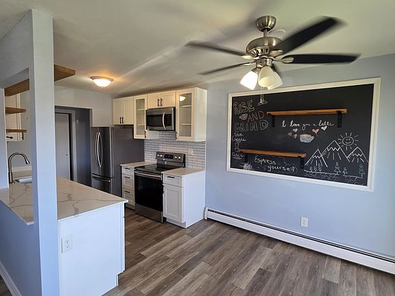5th image of 166 Sierra Vista Ln
