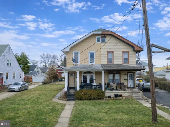 2282 Cove Rd, Pennsauken, NJ 08110