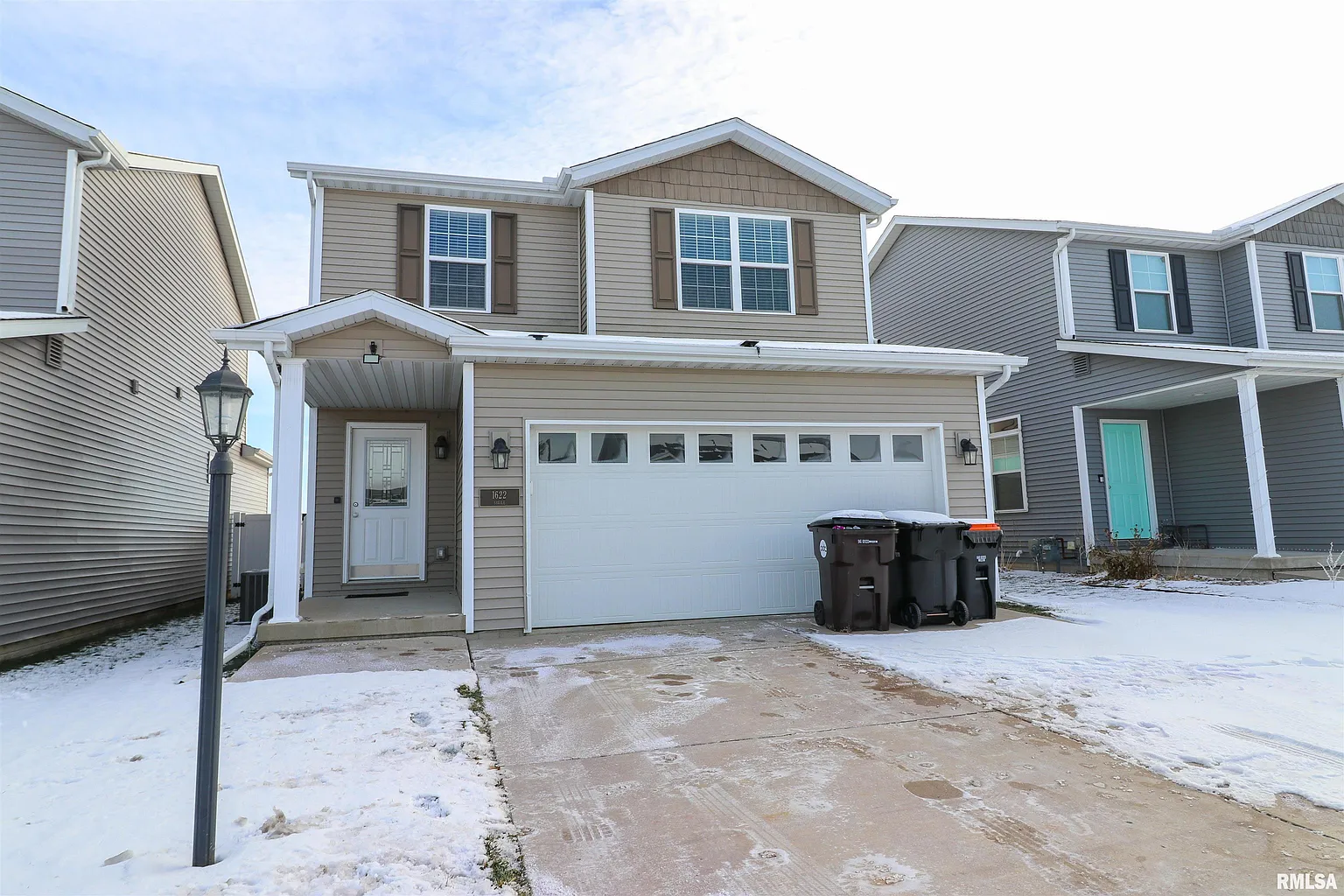 1622 Savile Ln photo 1