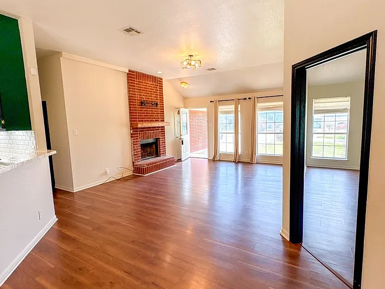 6 Bay Ct — Photo 4